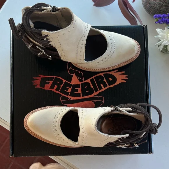 Freebird by Steven Desert White Studded Cutout Ankle Booties | Size 8 | Like New - Picture 4 of 6